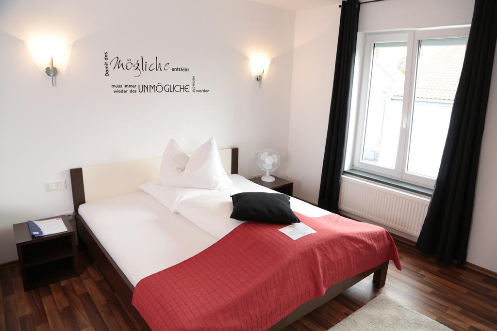 Hotel am Marktplatz Gangkofen Zimmer foto